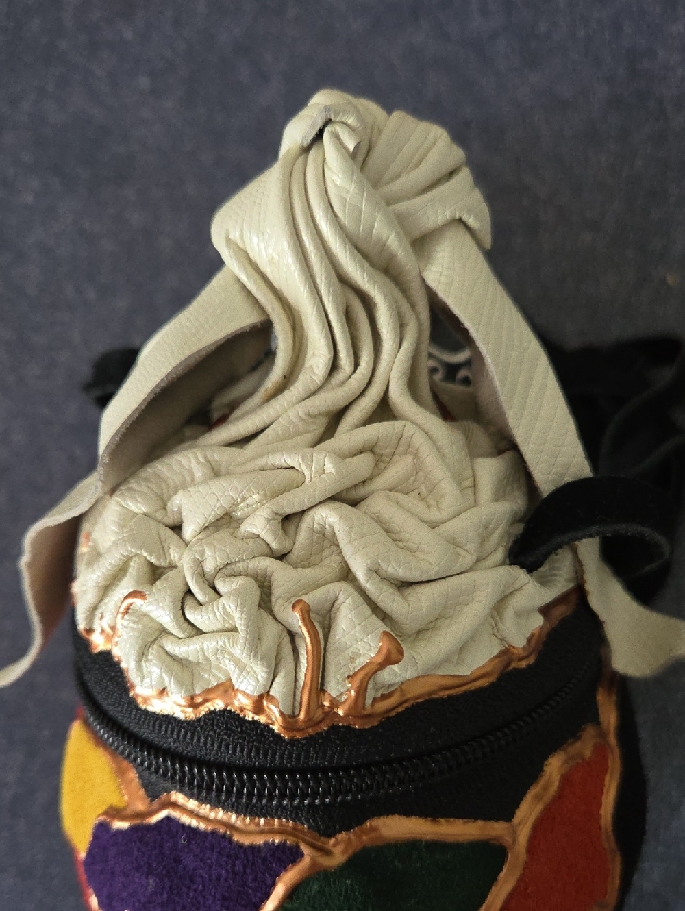 Handcrafted Vintage Coconut Multicolor Leather Cross Body Cord & Zipper Purse - Picture 7 of 7